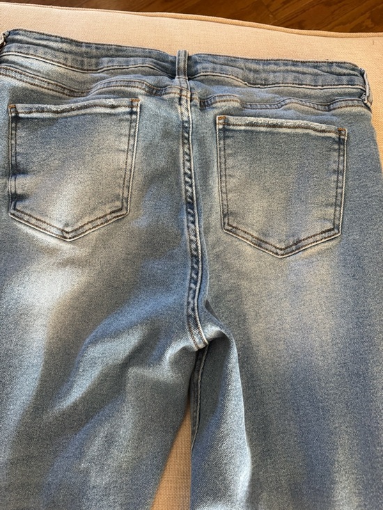 Women’s S.O.N.G. Perfect hi rise Distressed Jeans - Picture 6 of 6